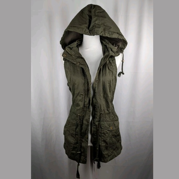 Sold - Picture 1 of 4